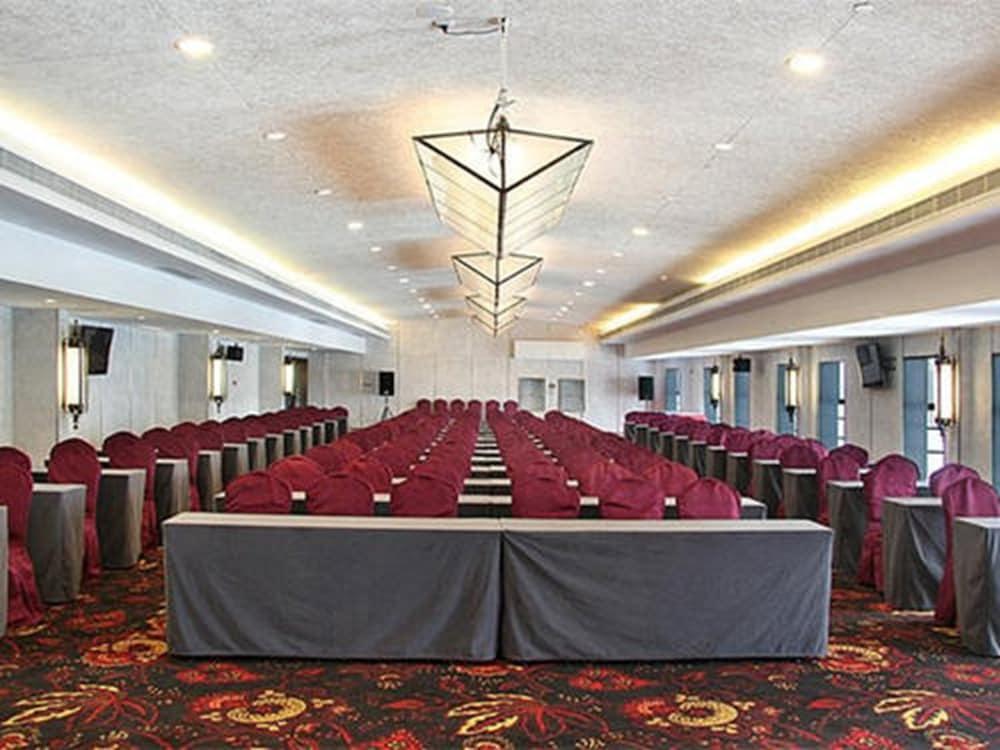 Kingtown Hotel Hongqiao شانغهاي المظهر الخارجي الصورة